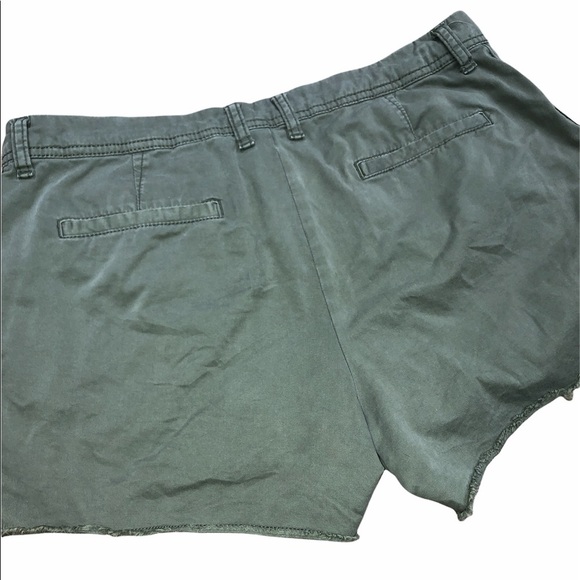TIME & TRU size 14 olive/army green cotton shorts - Picture 3 of 6